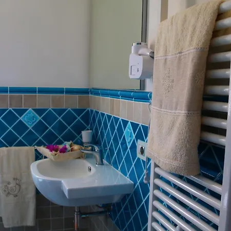 La Rosa Dei Venti Bed & Breakfast 4*